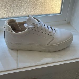 Want ales Essentials